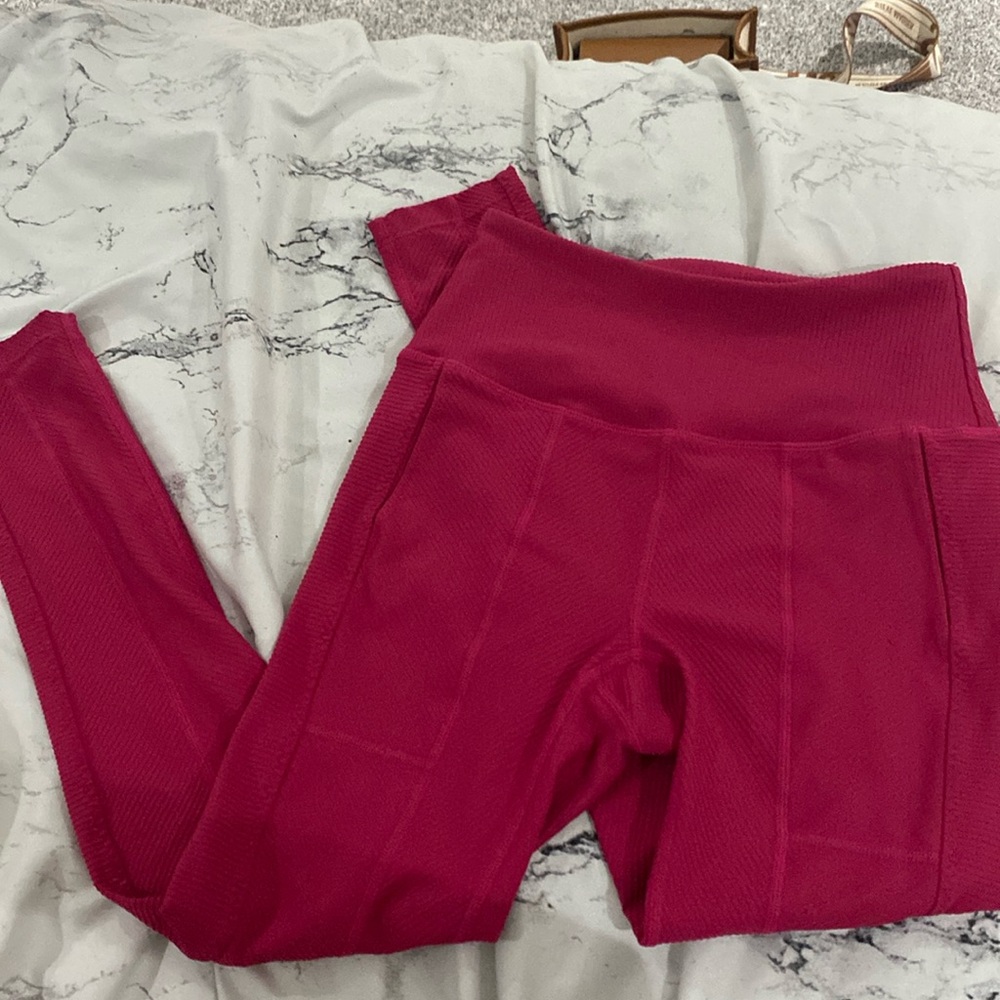 PINK FREE PEOPLE LEGGINGS